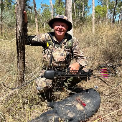 Successful bowhunt in the Australian bush